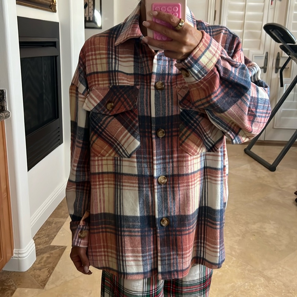 💕NWT Cute Shacket💕